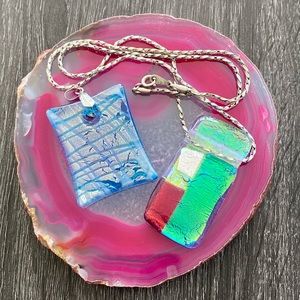 LOT of 2 Beautiful Glass Pendants & 1 Silvertone Interchangeable Chain Necklace
